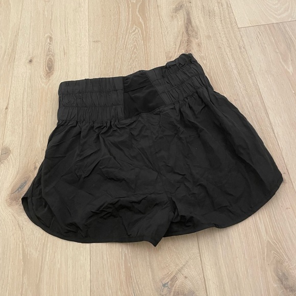 Free People The Way Home shorts in black - Picture 4 of 6